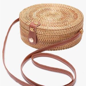 Smoked rattan crossbody bag